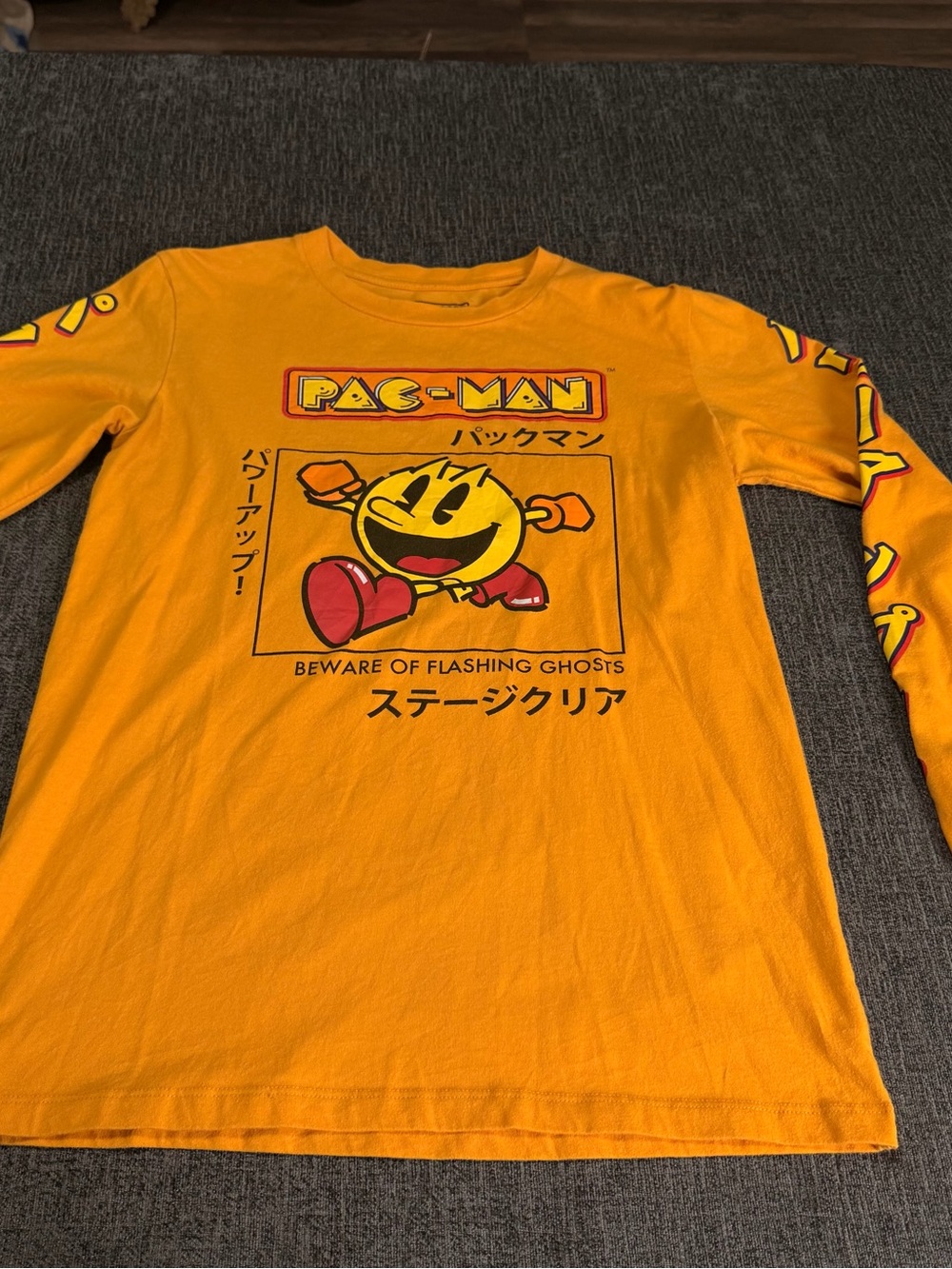 Pac-Man Long Sleeve Graphic T Shirt Mens Small Yellow Bandai Namco Arcade Gamer
